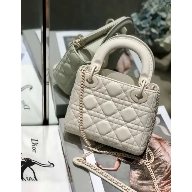 Fashionrepsfam ru 205fy0060 Bags Dio 0517